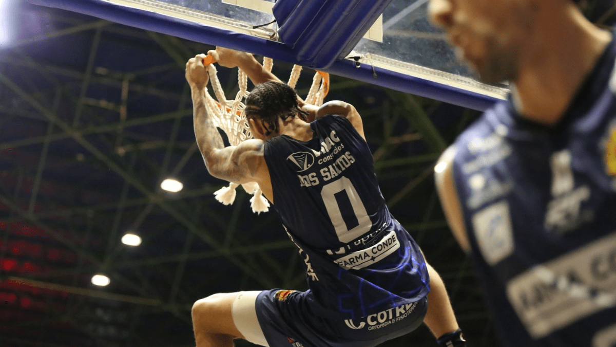 Mr. Moo é o novo patrocinador-máster do São José Basketball para a temporada 2025/26