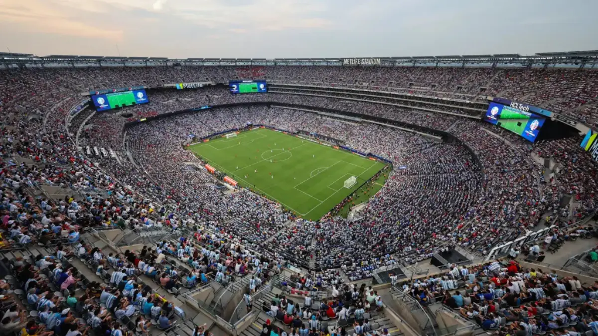 Mundial de Clubes 2025: A Nova Era do Futebol Como Negócio de Audiência Global
